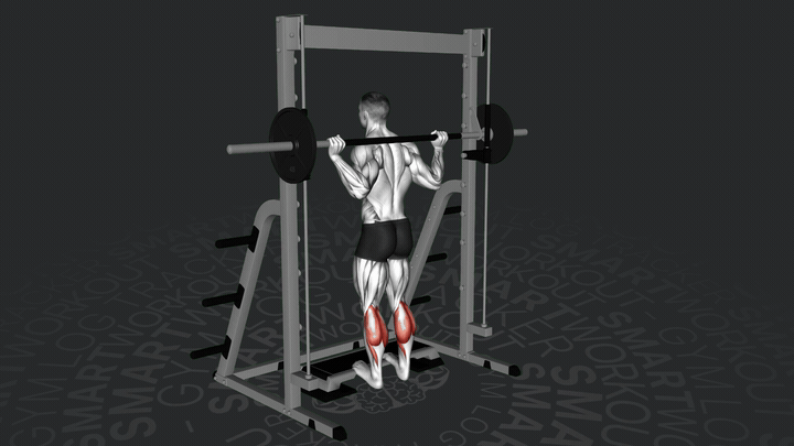 Sollevamenti dei Polpacci alla Smith Machine